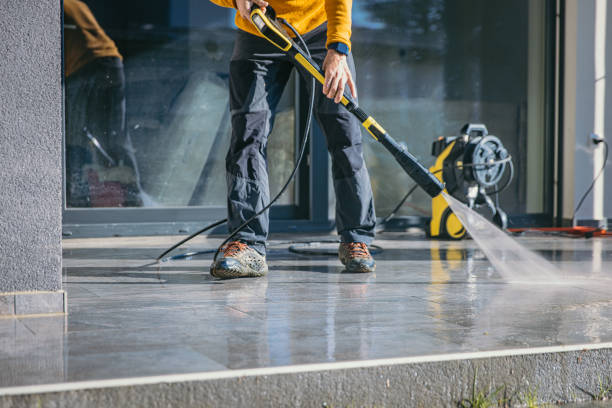 Best Factory Floor Cleaning  in Tompkinsville, KY